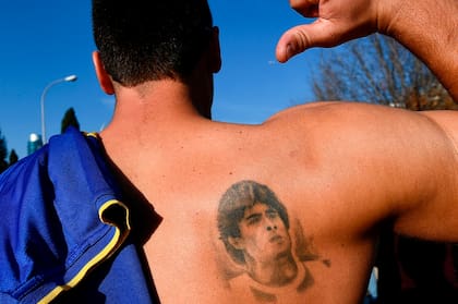 Los hinchas, llegando al Bernabéu
