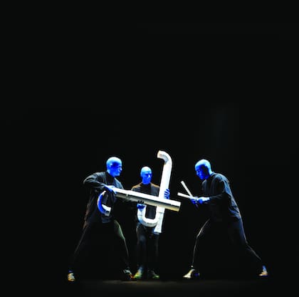 Los hombrecillos azulados indagan sobre las verdades del universo