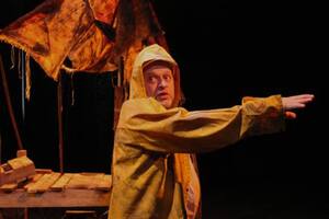 Los hombres vuelven al monte.
En Apacheta, Pasco 623. Viernes, a las 21.30.