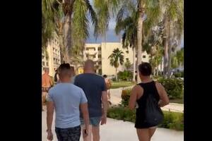 Cómo vivieron los turistas del hotel en Cancún el tiroteo entre narcos