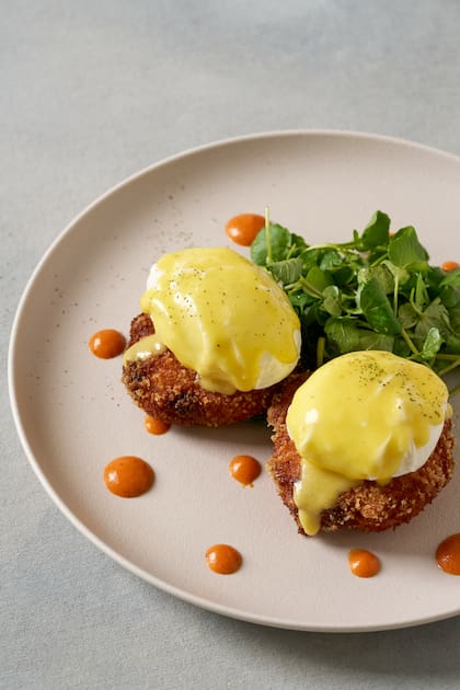 Los huevos benedictinos de Casa Dingo, son una reversión de la propuesta australiana