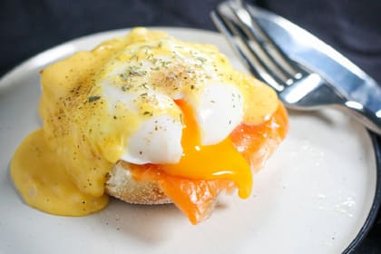 Los huevos son una rica fuente de colina, esencial para el metabolismo