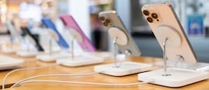 Cuándo bajarán los precios de los celulares importados y qué pasará con los de Tierra del Fuego