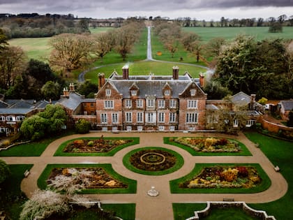 Los impresionantes jardines de diseño de Wells House. (Gentileza Embajada de Irlanda en Buenos Aires)