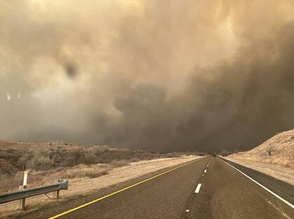 Los incendios forestales en Texas  comenzaron el 24 de febrero y se agravaron por la sequía, el clima seco y los vientos fuertes