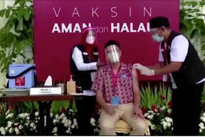 Los indonesios se encuentran entre los principales usuarios mundiales de plataformas de redes sociales como Facebook, Twitter e Instagram