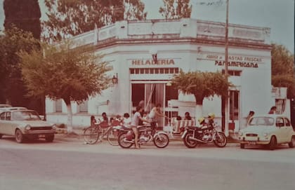 Los inicios de la heladería cuando convivía con la fábrica de pastas