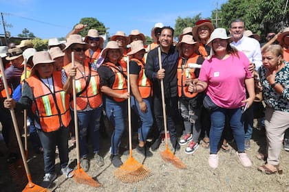 Los inmigrantes varados en México buscan insertarse en el ámbito laboral