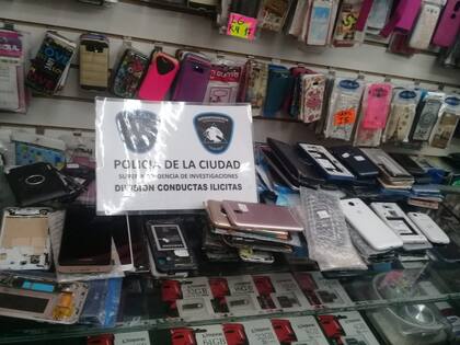 Los investigadores estiman que en la Argentina se roban 5000 celulares cada día