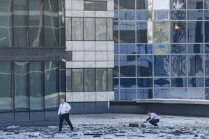 Un dron golpeó dos veces el mismo edificio con oficinas del gobierno en menos de dos días