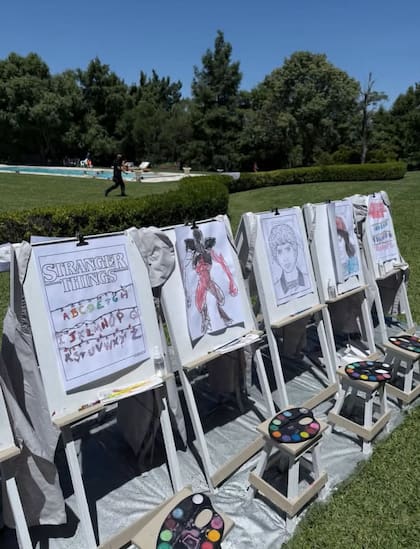 Los invitados al cumpleaños de Magnolia empezaron con un taller de arte