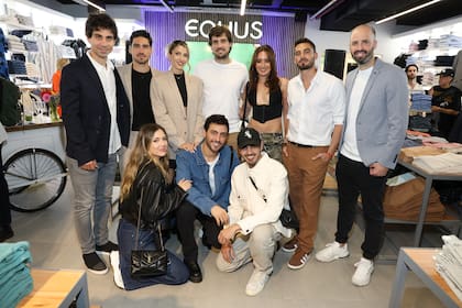 Los invitados lookeados con la nueva colección de Equus.