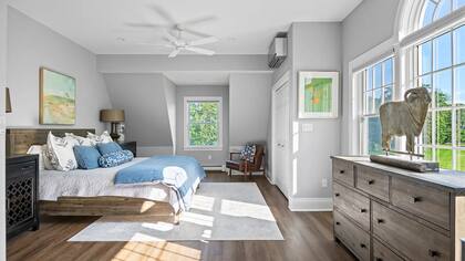 Los invitados también tienen un espacio con dos dormitorios (Peter G. Morneau)