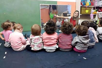 El programa de ayuda para los jardines de infantes, cuya economía se desmoronó por la pandemia del coronavirus, prevé que el monto del apoyo económico será de 20.000 pesos, o hasta la concurrencia del salario neto de cada trabajador