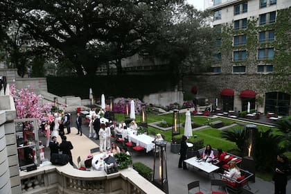 Los jardines del Palacio Duhau fueron el escenario perfecto para el picnic