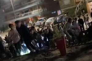 Los jóvenes pasaron por encima de las vallas