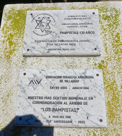 Los judíos pampistas fueron inmigrantes judíos provenientes del Imperio ruso que llegaron a la Argentina a fines del siglo XIX, huyendo de la persecución