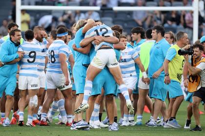 Los Pumas acaban de hacer historia: vencieron por 25-15 a los All Blacks por el Tri Nations en Australia.