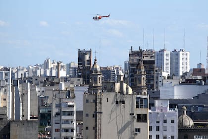 Los jugadores de la Selección argentina de fútbol sobrevolaron la ciudad de Buenos Aires a bordo de helicópteros