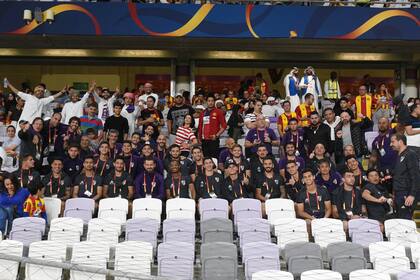 Los jugadores de River estuvieron en el estadio viendo el partido en el que se definió su próximo rival.