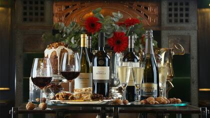 Los kits gourmets, con vinos de reconocidas bodegas, son uno de los regalos más populares entre las empresas