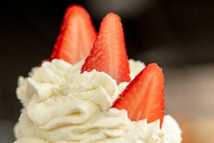 Los lácteos altos en grasa como los quesos procesados y las cremas también afectan la expectativa de vida