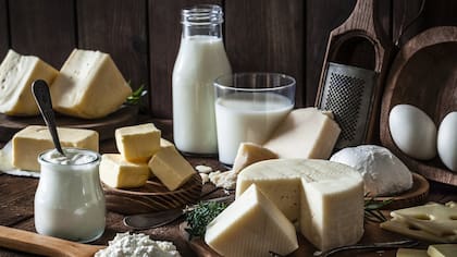 La mayoría de los productos lácteos contienen azúcar lactosa y pueden interferir con las secreciones de las vías respiratorias y crear una mezcla espesa y pegajosa