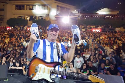 Christian Puga tiene mucho éxito en Centroamérica: aquí en Honduras, una de las paradas obligadas de sus giras