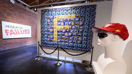 Los lentes Magneto de Nike están en la exposición