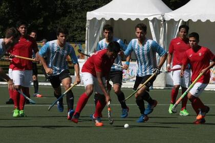 Los Leones festejaron ante México