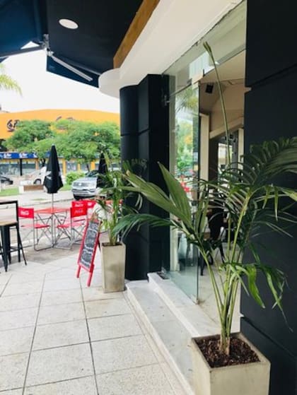 Los licuados de fruta de New Santa Rita maridan muy bien con un rico sándwich