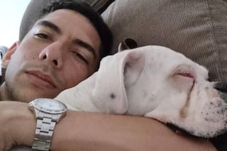 Vivió en la calle, lo dieron por muerto y estuvo en un psiquiátrico hasta que comenzó su recuperación