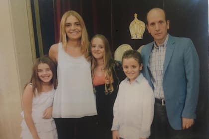 Los Litvak y una enseñanza para los hijos: "El hogar es adonde está la familia, más allá de las paredes"