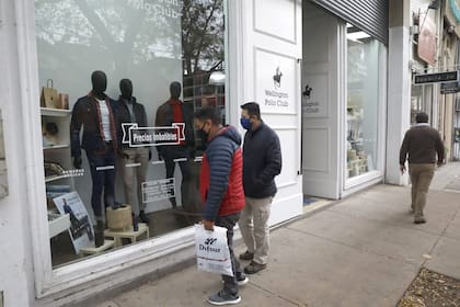 Los locales barriales tenan permitido abrir sus negocios siempre y cuando cumplieran con los protocolos sanitarios