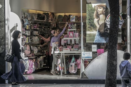 Los locales sobre la calle estaban todos abiertos