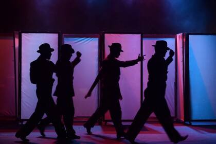 Los lunes y miércoles, el CC Borges se viste de tango