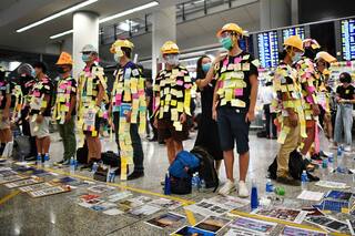 Jornadas laborales eternas y hogares diminutos, detrás de la furia en Hong Kong