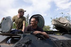 Trueque de guerra: cómo funciona el intercambio de armas rusas entre los soldados ucranianos