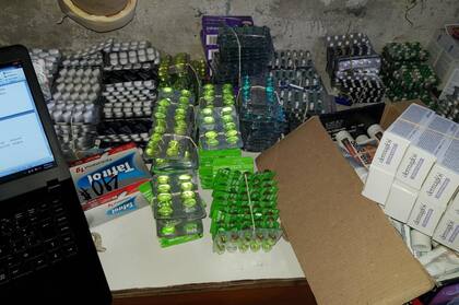 Los medicamentos de procedencia duduosa se vendían en Moreno, San Martín y Lomas de Zamora
