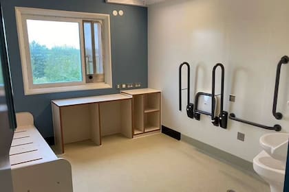 Los medios británicos señalan que las celdas de la cárcel HMP Five Wells no tienen nada que envidiarle a las habitaciones de una residencia universitaria