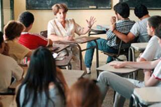 Un “parche” de gestión compleja, la escéptica visión de los expertos en educación