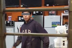 Los menores “pirañas” atemorizan a comerciantes de La Plata.