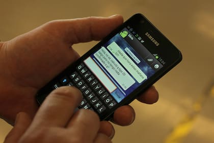 Los mensajes de chat superaron en volumen a los de texto