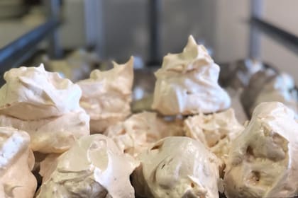 Los merengues de Nuna, o de Nelly para darle crédito a la abuela