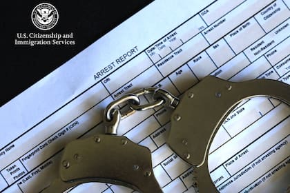 Los migrantes corren riesgo de perder sus beneficios si el Uscis detecta irregularidades / X @uscis