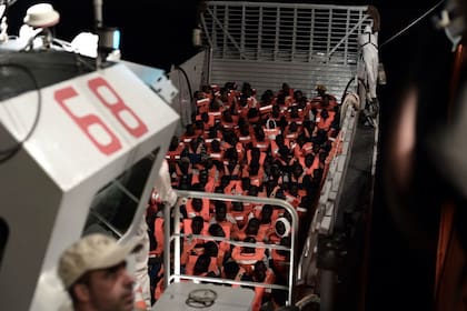 Los migrantes del Aquarius fueron recibidos por España, tras la negativa de acogerlos de los gobiernos de Italia y de Malta