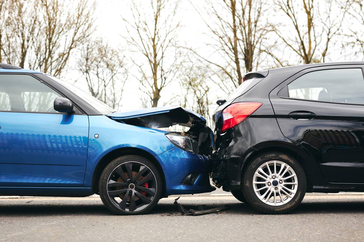 Projeto de lei da Flórida SB 1380, que exige verificação de antecedentes dos motoristas em caso de acidente de trânsito Projeto de lei da Flórida SB 1380, que exige verificação de antecedentes dos motoristas em caso de acidente de trânsito