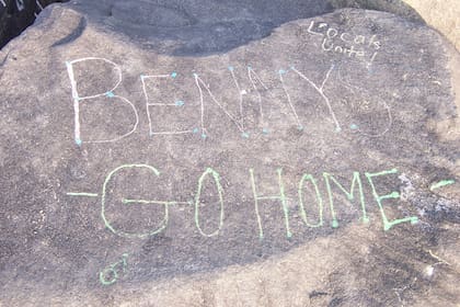 Los militares británicos bautizaron a los locales como Bennies porque los encontraban parecidos al actor cómico Benny Hill