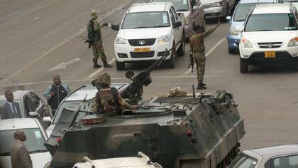 Los militares salieron a las calles