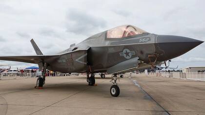 Los minerales de tierras raras son cruciales para la producción de aviones de combate como el F-35